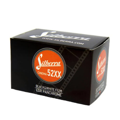 Silberra Cinema 52XX 135 經典黑白電影底片，Kodak Double-X 5222 配方，無石墨層包裝盒